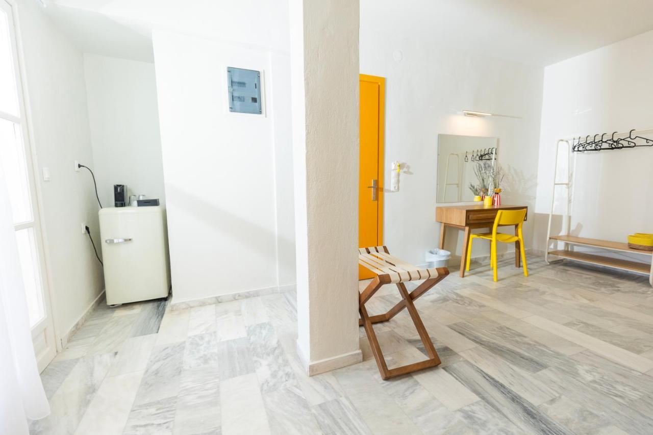 Mondrian Guest House İskados Dış mekan fotoğraf