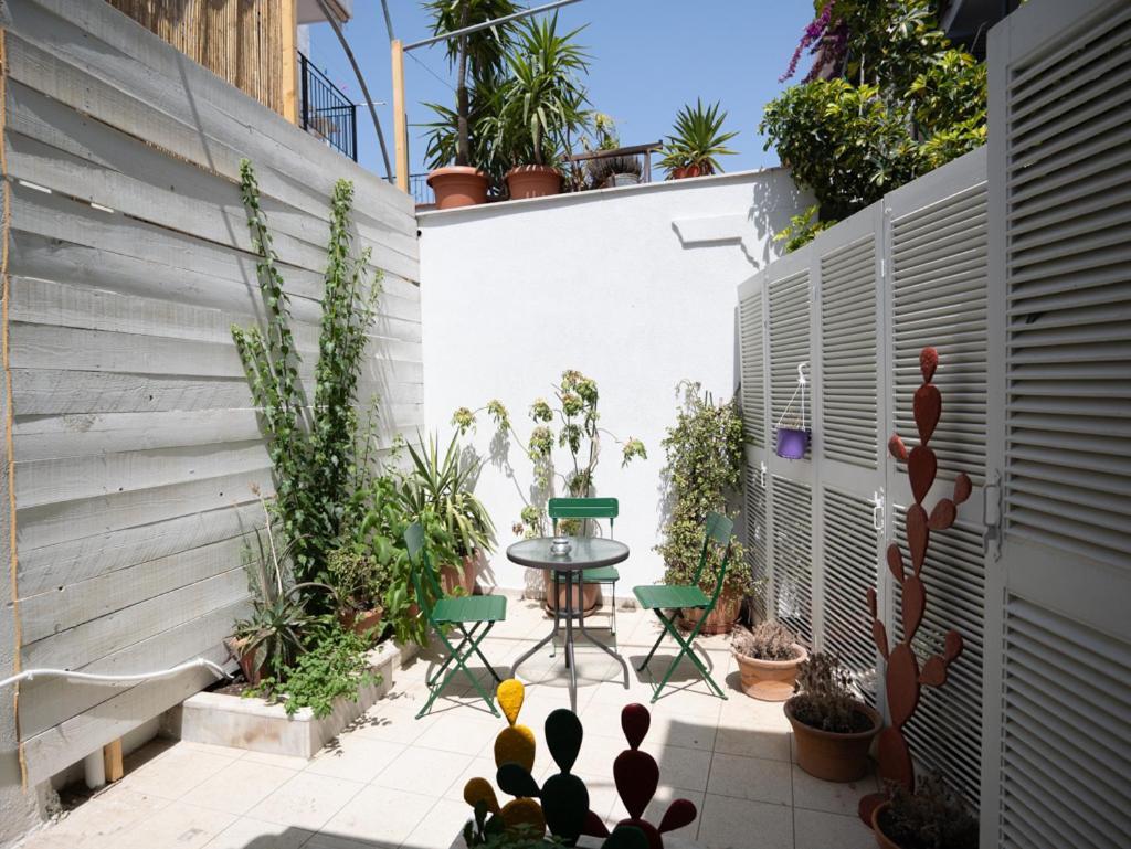 Mondrian Guest House İskados Dış mekan fotoğraf